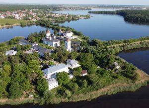 Pădurea Cernica – Oază de natură și istorie la marginea Bucureștiului