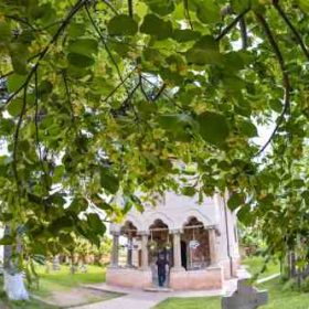 Dobroesti - Biserica Fundenii Doamnei