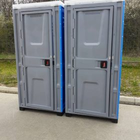 închirierea și întreținerea toaletelor ecologice
