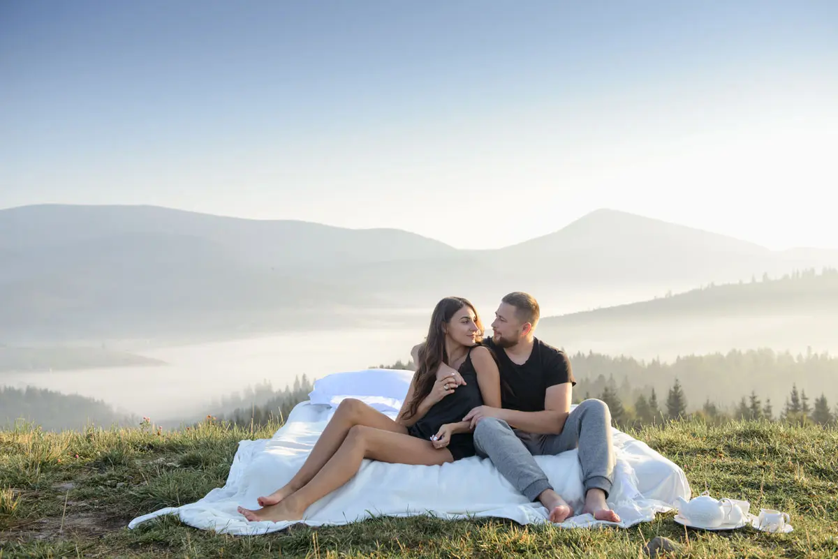 5 destinatii romantice din Romania ideale pentru cupluri