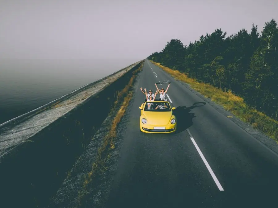 Traficul din București – cum îl gestionezi inteligent cu serviciile de închirieri auto(P)