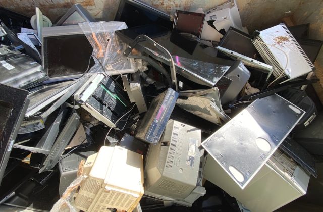 Photo E-waste