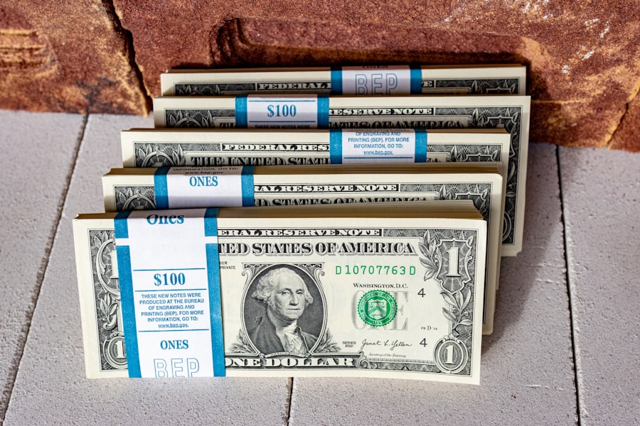 Photo Money pile