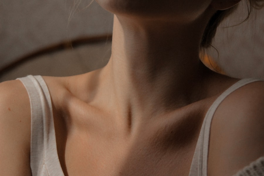 Photo Sweaty armpits