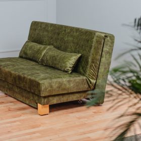 Cum alegi cel mai bun material tapiterie pentru proiectele tale - avantajele imitației de piele