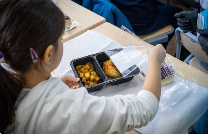 Programul Masă caldă în școlile din Ilfov — situația implementării