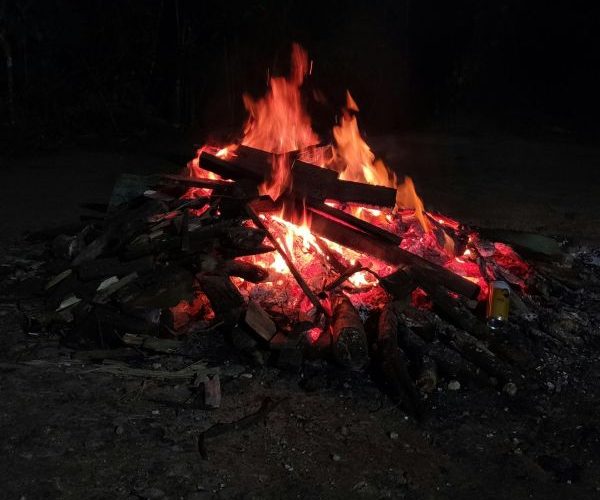 Focul de tabără în Ilfov: când, unde și cum în mod legal și sigur