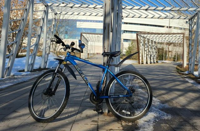 Mersul pe bicicletă pe traseele din Ilfov când se topește zăpada