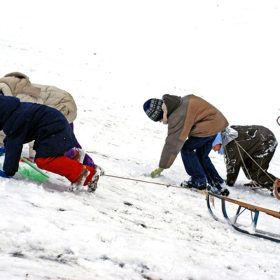 Sănii și snowboard în împrejurimile Ilfovului