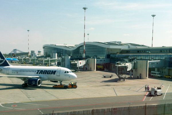 Controverse la Aeroportul Henri Coandă din Otopeni: nemulțumiri legate de gestionarea celui mai aglomerat aeroport al țării
