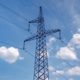 Stalp de inalta tensiune al retelei electrice
