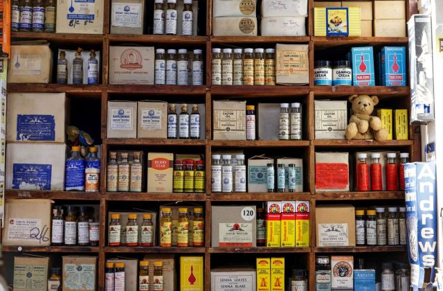Farmacii Tunari: adrese, program și farmacie de gardă