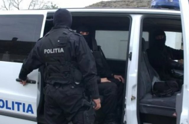 percheziții de arme ilegale în Ilfov