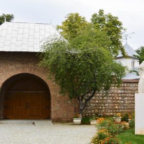 Mănăstirea Stelea